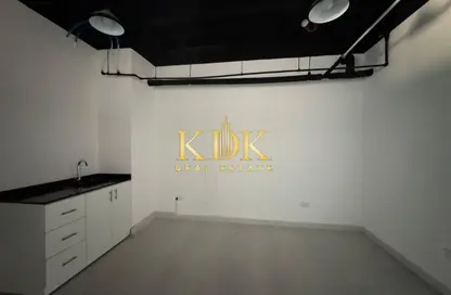 مكتب - استوديو - 1 حمام للايجار في مجمع شون للأعمال - مجمع دبي للاستثمار - دبي