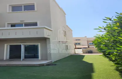 فيلا - 5 غرف نوم - 6 حمامات للايجار في طراز عربي - فيلات الريف - مشروع الريف - أبوظبي