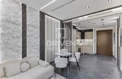 شقة - غرفة نوم - 2 حمامات للايجار في برج The Crest B - ذا كريست - صبحا هارتلاند - مدينة الشيخ محمد بن راشد - دبي