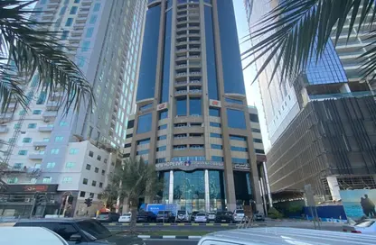 Apartment - 3 Bedrooms - 4 Bathrooms for rent in Al Sondos Tower - Al Khan Lagoon - Al Khan - Sharjah