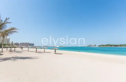 Apartment - 2 Bedrooms - 3 Bathrooms for sale in Al Shahla - Shoreline Apartments - Palm Jumeirah - Dubai