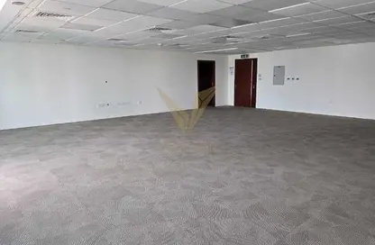 Office Space - Studio for sale in Tiffany Tower - JLT Cluster W - Jumeirah Lake Towers - Dubai
