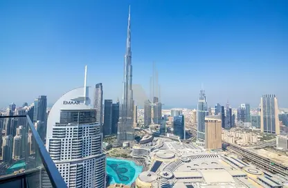 Apartment - 4 Bedrooms - 5 Bathrooms for sale in Boulevard Point - Downtown Dubai - Dubai