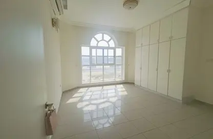 فيلا - 4 غرف نوم - 6 حمامات للايجار في الرمثة - ضاحية الجواز (واسط سابقا) - الشارقة