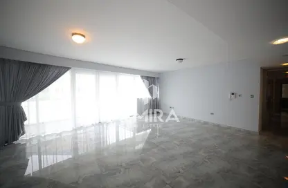 Empty Room image for: Apartment - 4 Bedrooms - 5 Bathrooms for rent in Al Rahba - Al Muneera - Al Raha Beach - Abu Dhabi, Image 1