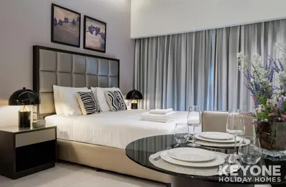 Room / Bedroom image for: Apartment - 1 Bathroom for rent in DAMAC Majestine - Business Bay - Dubai, Image 1