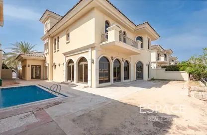 Villa - 4 Bedrooms - 5 Bathrooms for rent in Garden Homes Frond C - Garden Homes - Palm Jumeirah - Dubai