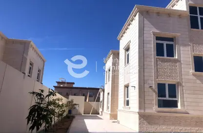 Villa - 4 Bedrooms - 4 Bathrooms for rent in Mohamed Bin Zayed City Villas - Mohamed Bin Zayed City - Abu Dhabi