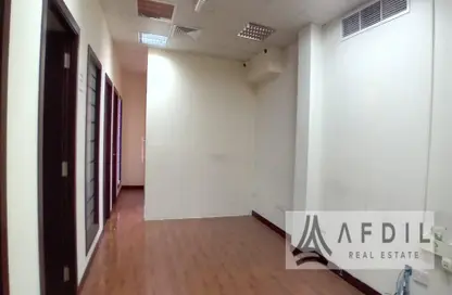 Office Space - Studio for rent in Al Karama - Dubai