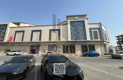 متجر - استوديو للايجار في بناية النافورة 1 - 2  الروضة - الروضة - عجمان