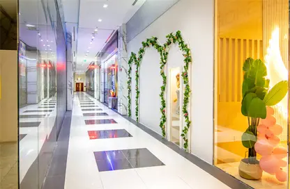 متجر - استوديو - 1 حمام للايجار في أبراج بارك تاورز - مركز دبي المالي العالمي - دبي