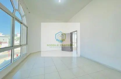 Empty Room image for: Apartment - 1 Bedroom - 1 Bathroom for rent in Palm Oasis - Al Mushrif - Abu Dhabi, Image 1