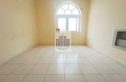 شقة - غرفة نوم - 1 حمام للايجار في طريق فاير ستاشن - مويلح - الشارقة