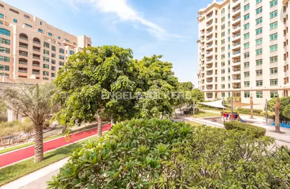 Apartment - 2 Bedrooms - 3 Bathrooms for sale in Al Shahla - Shoreline Apartments - Palm Jumeirah - Dubai