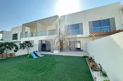 Townhouse - 3 Bedrooms - 4 Bathrooms for rent in The Cedars - Yas Acres - Yas Island - Abu Dhabi