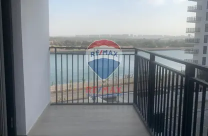 Apartment - Studio - 1 Bathroom for sale in Waters Edge - Yas Island - Abu Dhabi