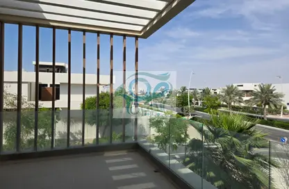 Villa - 5 Bedrooms - 6 Bathrooms for rent in West Yas - Yas Island - Abu Dhabi
