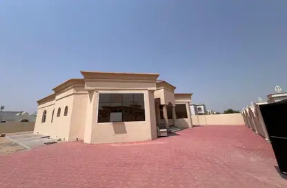 فيلا - 5 غرف نوم - 5 حمامات للبيع في القراين 2 - القراين - الشارقة