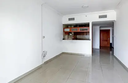Apartment - 1 Bedroom - 2 Bathrooms for rent in Manchester Tower - Dubai Marina - Dubai