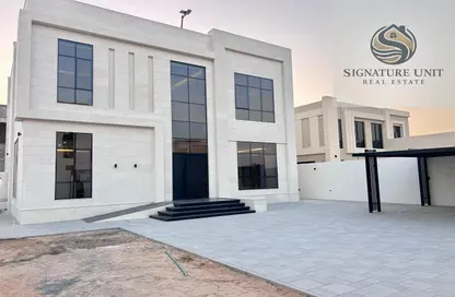 Villa - 5 Bedrooms - 7 Bathrooms for rent in Al Aweer 1 - Al Aweer - Dubai