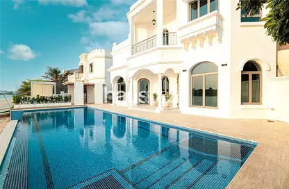 Villa - 4 Bedrooms - 5 Bathrooms for rent in Garden Homes Frond P - Garden Homes - Palm Jumeirah - Dubai