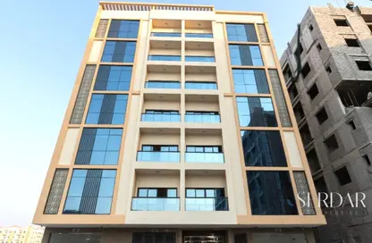 عمارة بالكامل - 2 غرف نوم - 3 حمامات للبيع في الجرف 3 - الجرف - عجمان وسط المدينة - عجمان