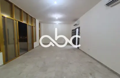 Apartment - 4 Bedrooms - 4 Bathrooms for rent in Al Manaseer - Abu Dhabi