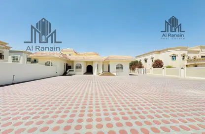 فيلا - 5 غرف نوم - 7 حمامات للايجار في رملة زاخر - زاخر - العين