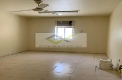سكن الموظفين - استوديو - 8 حمامات للايجار في الجرف الصناعية 2 - الجرف الصناعية - عجمان