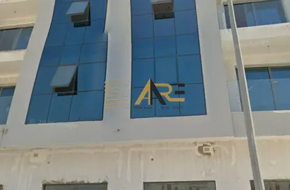 عمارة بالكامل - 8 غرف نوم - 2 حمامات للبيع في الفلاح - تجارية مويلح - الشارقة عمارة بالكامل - 8 غرف نوم - 2 حمامات للبيع في الفلاح - تجارية مويلح - الشارقة