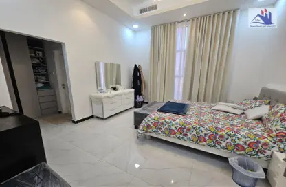 Villa - 5 Bedrooms - 7 Bathrooms for rent in Hoshi 1 - Hoshi - Al Badie - Sharjah
