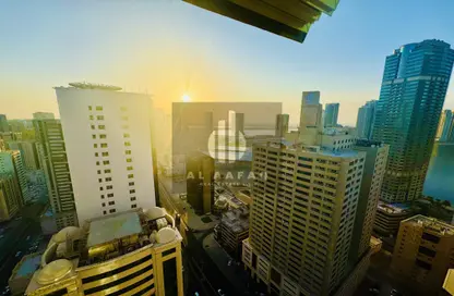 شقة - غرفة نوم - 2 حمامات للايجار في برج منازل 5 - شارع التعاون - التعاون - الشارقة