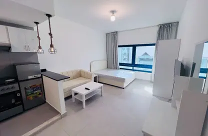 Apartment - Studio - 1 Bathroom for rent in Tourist Club Area - Abu Dhabi