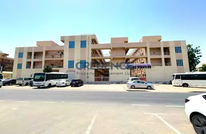 سكن عمال - استوديو - 8 حمامات للايجار في سونابور - المحيصنة - دبي