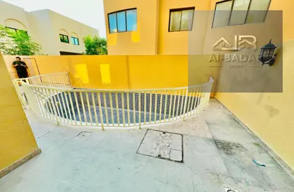 فيلا - 4 غرف نوم - 6 حمامات للايجار في مردف - دبي