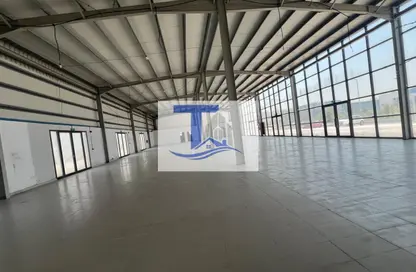 Warehouse - Studio - 2 Bathrooms for rent in Mussafah Industrial Area - Mussafah - Abu Dhabi