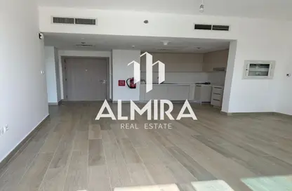Apartment - 1 Bedroom - 1 Bathroom for rent in Waters Edge - Yas Island - Abu Dhabi