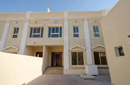 Villa - 4 Bedrooms - 5 Bathrooms for sale in Al Nahyan - Abu Dhabi