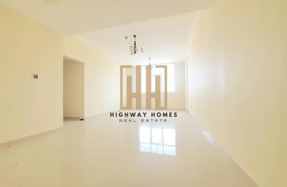 شقة - 3 غرف نوم - 3 حمامات للايجار في بناية مويليح 29 - مويلح - الشارقة شقة - 3 غرف نوم - 3 حمامات للايجار في بناية مويليح 29 - مويلح - الشارقة