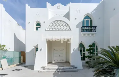 Villa - 4 Bedrooms - 5 Bathrooms for rent in Garden Hall - Oasis Clusters - Jumeirah Islands - Dubai