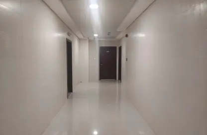 Apartment - 1 Bedroom - 1 Bathroom for rent in Muweileh Community - Muwaileh Commercial - Sharjah