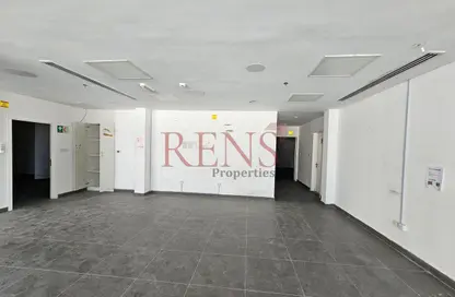 Shop - Studio - 2 Bathrooms for rent in Capital Golden Tower - Business Bay - Dubai