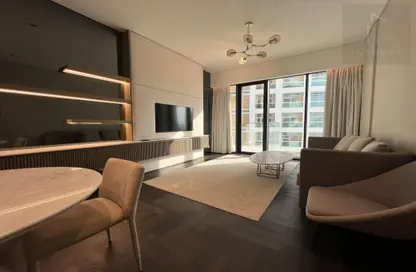 Living / Dining Room image for: Apartment - 1 Bedroom - 2 Bathrooms for sale in O10 - Al Jaddaf - Dubai, Image 1