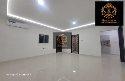 Apartment - 1 Bedroom - 2 Bathrooms for rent in Mohamed Bin Zayed City - Abu Dhabi
