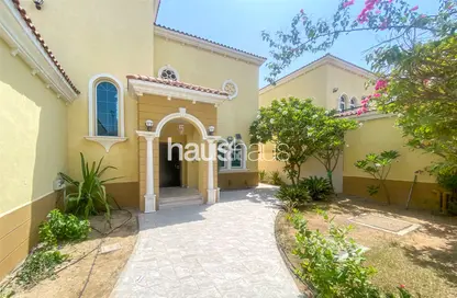 Villa - 3 Bedrooms - 4 Bathrooms for rent in Legacy - Jumeirah Park - Dubai