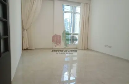 Empty Room image for: Apartment - 2 Bedrooms - 3 Bathrooms for rent in Baynuna Tower 1 - Corniche Road - Abu Dhabi, Image 1