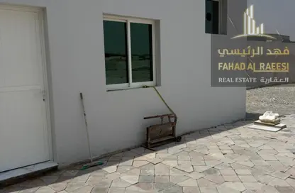 Warehouse - Studio - 1 Bathroom for rent in Umm Al Thuoob - Umm Al Quwain