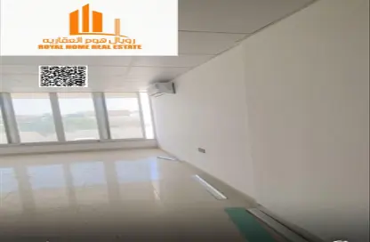 عمارة بالكامل - 8 غرف نوم - 8 حمامات للبيع في 1 المويهات - المويهات - عجمان