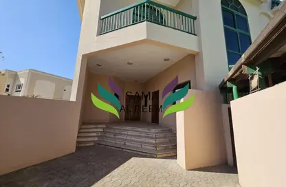 Villa - 3 Bedrooms - 4 Bathrooms for rent in Al Manara - Dubai