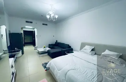 Apartment - Studio - 1 Bathroom for rent in Jasmine Towers - Garden City - Ajman